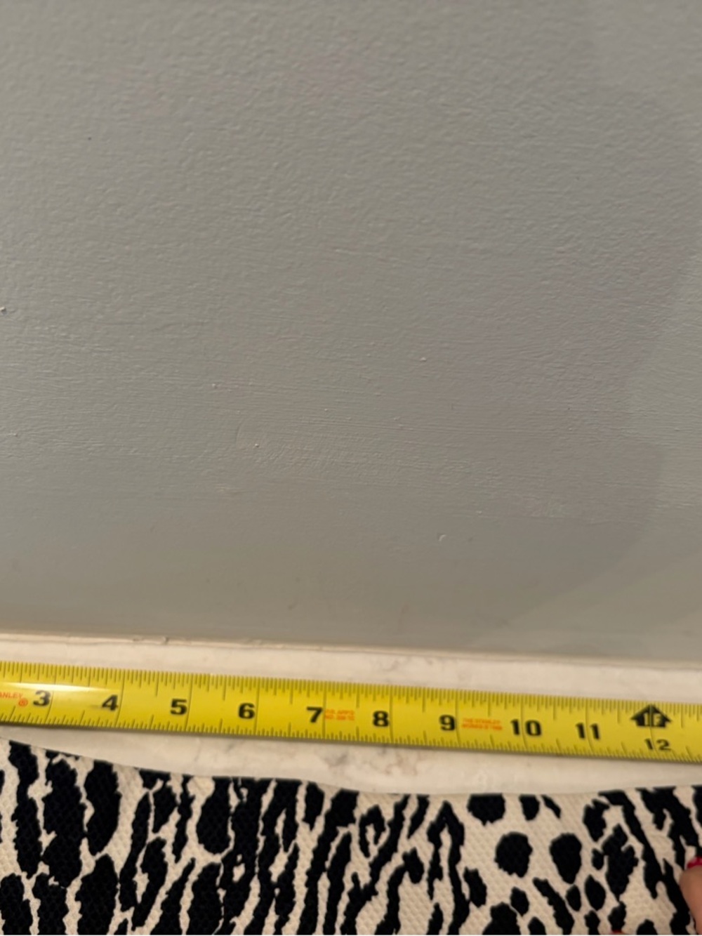 Talbots Black and Cream Animal-Print Knee Length Pencil Skirt size 4 - Picture 3 of 4
